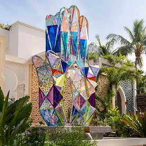 Hotel Sana Beachfront Boutique